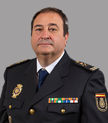 Julián Ávila Polo. Comisario General de Extranjería y Fronteras.